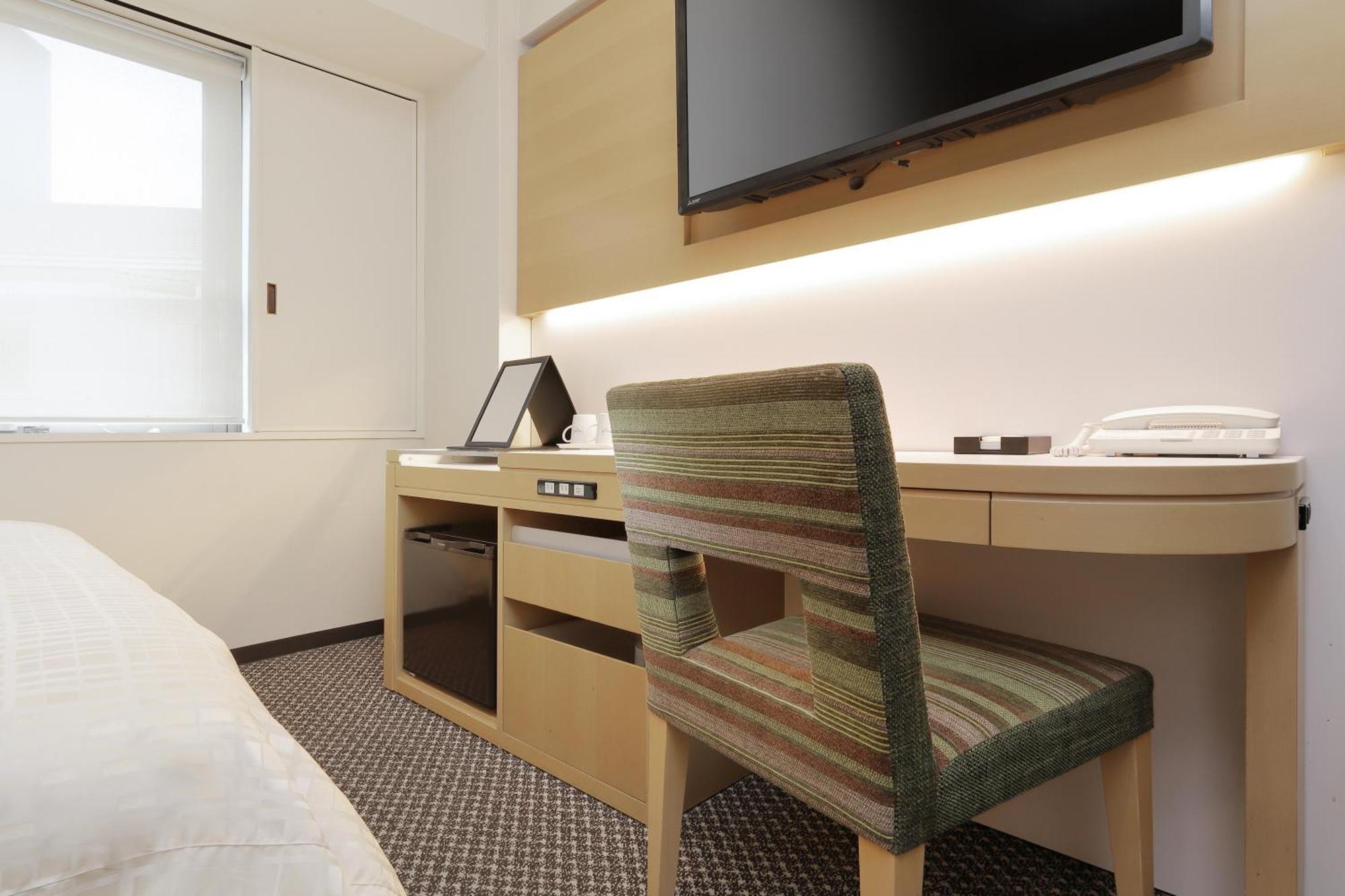 Keio Presso Inn Nihonbashi Kayabacho Tóquio Exterior foto